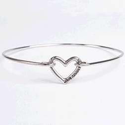 Bracelet - Love Never Fails - SilverTone
