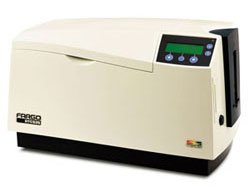 FARGO DTC 525 - Plastic card printer - color - dye sublimation/thermal resin - 3.37 in x 2.13 in - 300 dpi x 300 dpi up to 0.6 min/page (color) - capacity: 200 cards - Parallel
