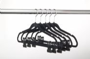 ULTRA-SLIM VELVET SUIT HANGERS W/PANT FINGER CLIPS - SET OF 5- BLACK