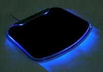 MAUSPAD + 4 PORT USB HUB MIT BLUE LIGHT BELEUCHTUNG LED