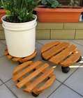 Set Rollenuntersetzer rund, für innen und außen, bestehend aus 1* 35cm + 2* 30cm, kastanienfarben gewachst