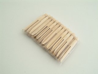 Childrens Toyshop  Outdoor Living : Bakaware L9 Wooden Dolly Pegs X24