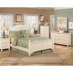Cottage Retreat Poster Bedroom Set by Ashley Furniture