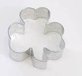 Review Eddingtons  / Cookie Cutter Large Shamrock 5