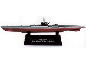 Trumpeter Easy Model 37318 - DKM U-Boot Type IX B 1943