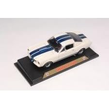 2007 Shelby GT 500 White W/Blue Stripes R3 1:64 Die Cast Carroll Shelby Collection
