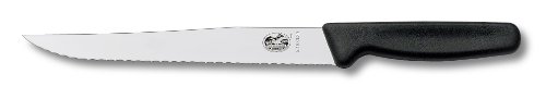 Victorinox 5.1833.20 Bratenmesser Wellenschliff, schwarz