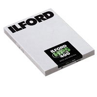 Ilford HP5 Plus - Black and white print film - 5 x 7 - ISO 400 - 25 sheets 