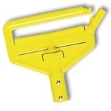 Rubbermaid(R) Value-Pro™ Mop Handle, 60in.