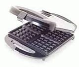  : VillaWare V5800 Moderno Classic 4-Square Waffle Maker