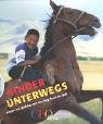 Kinder unterwegs: Jungen und M&auml;dchen auf dem Weg  durch die Welt - 