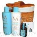  Moroccanoil Holiday Gift Kit #1 (8.5oz Extra Volume Shampoo, 8.5 Oz Extra Volume Conditioner, 15 Ml Moroccanoil Light) 