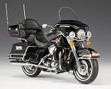 2007 Harley-Davidson FLHTCU Ultra Classic Electra Glide in Vivid Black