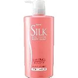 【クラシエ】シルク モイストエッセンスボディソープ(乳液イン) ジャンボ/