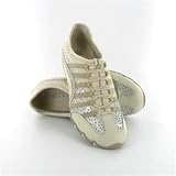 \"Skechers