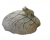 Frog Pump Cover Antique White