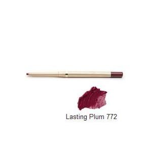 Get glossy lips with L’Oreal Color Riche Lip Liner
