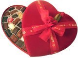 Leonidas Belgian Chocolates: Valentine's Day Medium Velvet Heart with Assorted Chocolates (30 pcs)