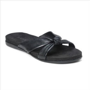 Aerosoles Discal Year Leather Slip On in Black