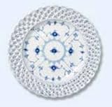 BLUE FLUTED FULL LACE CAKE SERVING PLATE