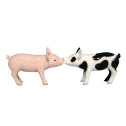 Magnetic KISSING farm This Little Piggy style PIG SALT and PEPPER SHAKER set &