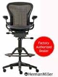 Herman Miller® Aeron Basic Work Stool Graphite - Fixed Arms - No Lumbar Su ....