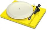 Pro-Ject Debut Carbon Esprit glänzend gelb Manueller Plattenspieler mit montiertem Tonabnehmer Ortofon 2M Red