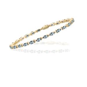 0.26 Cts Diamond and 5.20 Cts Aquamarine Bracelet in 14K Yellow Gold by