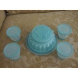 Tupperware 2 Cup Jello Mold with 4 Jellettes (New Color and Size) 21hHz0Jk5ML. SL160 Tupperware 2 Cup Jello Mold with 4 Jellettes (New Color and Size)