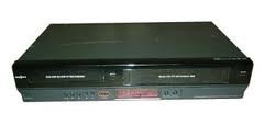 Insignia Progressive-Scan Multiformat DVD-R/-RW/+R/+RW DVD Recorder/Hi-Fi VCR Combo On Sale