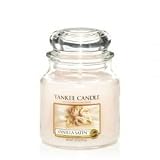 Yankee Candle Medium Vanilla Satin Jar Candle 1218423E