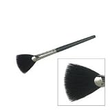 be PROFESSIONAL makeup Fan Duster Brush