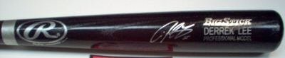 Derrek Lee Autographed/Hand Signed Rawlings Name Engraved Big Stick Bat