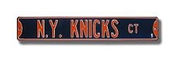 New York Knicks Court Street Sign