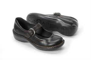 Women's Born, Susy