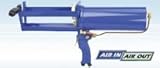 Wellmade Tool AG-750 Dual Cartridge Caulking Gun - Air Operated - 750 ml capacity