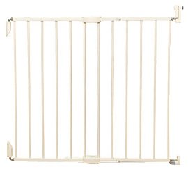 Kolcraft Simple Shut Safety Gate - White