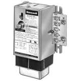 Honeywell R8184M1051 Relay Oil Burner Control 45 Sec
