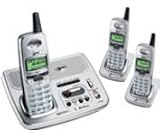 2.4 GHz Telephone with Caller ID, Digital Answering, 3 Handset Bundle, Silver/Grey-model:E2728B