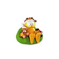 GARFIELD WITH REMOTE 2008 CARLTON HEIRLOOM ORNAMENT