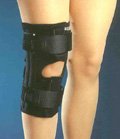 MAXAR Wrap-around Neoprene Knee Brace