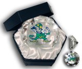 Review   / NOTRE DAME FIGHTING IRISH DIAMOND PAPERWEIGHT