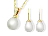 9ct Gold Freshwater Pearl Pendant And Earring Gift Box Set