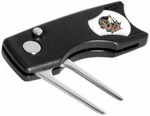 North Dakota Fighting Sioux Spring Action Divot Tool With Golf Ball Marker Of 2)