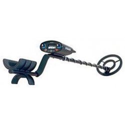 Childrens Toyshop  Outdoor Living : Tracker IV Metal Detector (Black) (8" diameter)