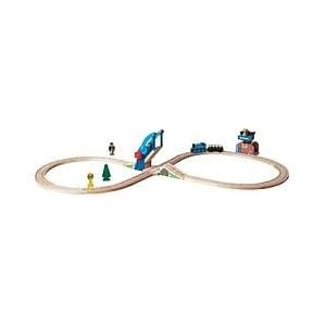 Thomas Wooden Railway Bridge and Crane Figure 8 Set