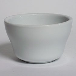Tuxton China ALB-0752 Restaurant China Classic White 7-1/2 oz. Bouillon 4