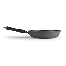 Iron Chef 12 Inch Pre-seasoned Skillet by Iron Chef