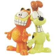 Garfield and Odie Magnetic Salt & Pepper Shakers 4.5" H