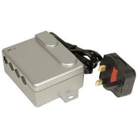 MERCURYHE0100 1 WAY UHF/VHF/FM/TV BOOSTER